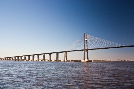 Puente sobre el Paraná
