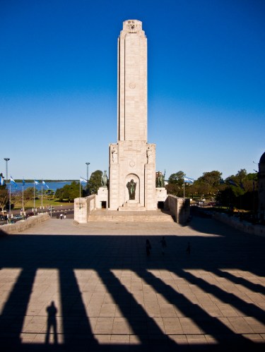 Marcial y el Monumento a la Bandera