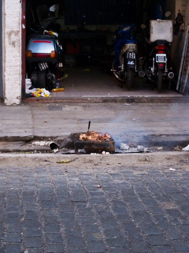 Parrilla en la calle