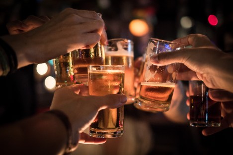 Cervezas en el Last Bar