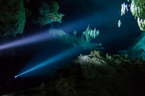 Cenote Dos Ojos